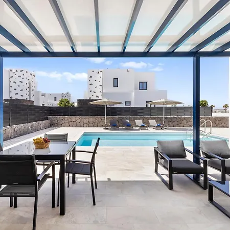 Lanzarote Volcan 7 * بلايا بلانكا